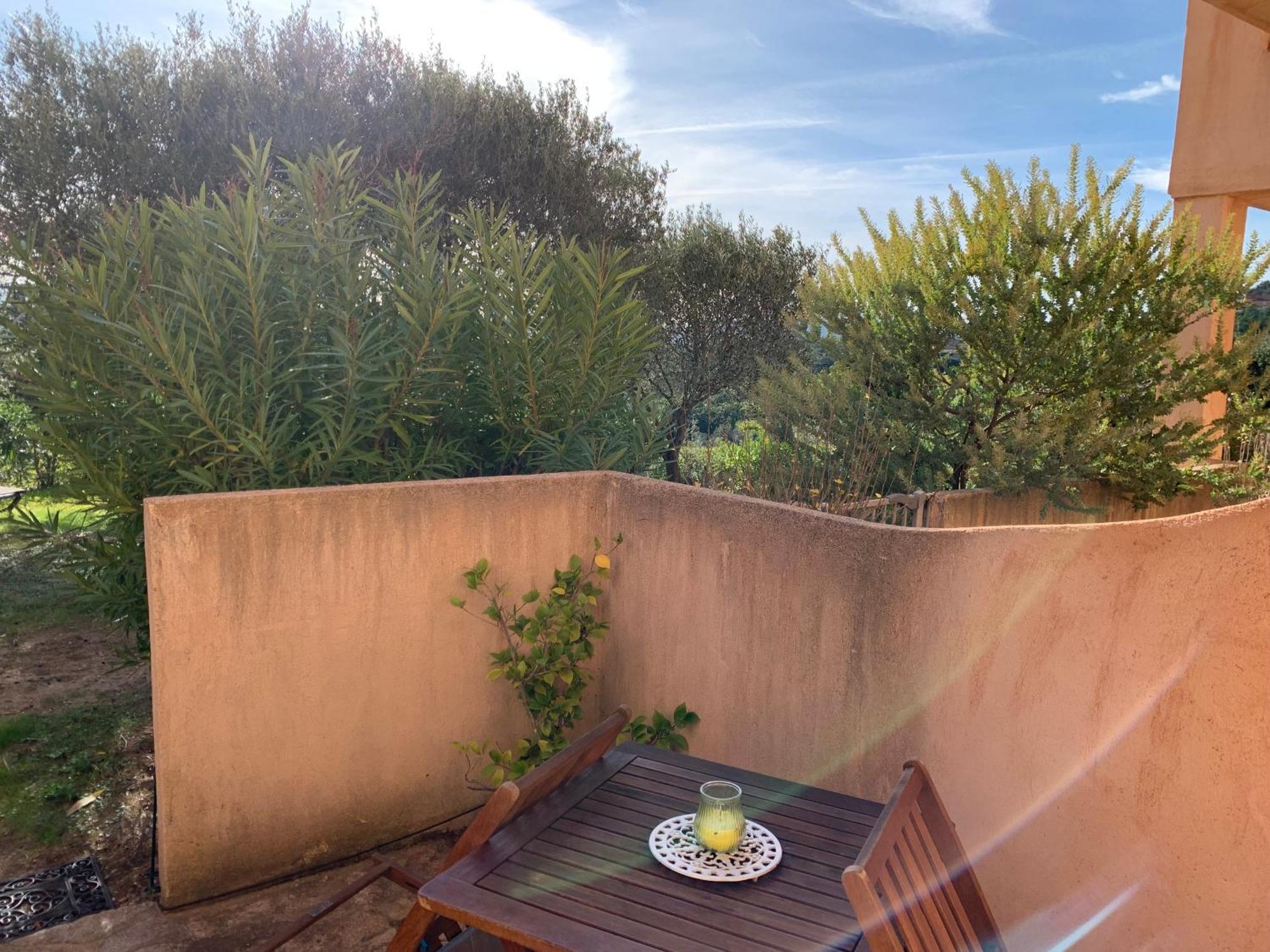 Appartamento Les Oliviers Grimaud Esterno foto