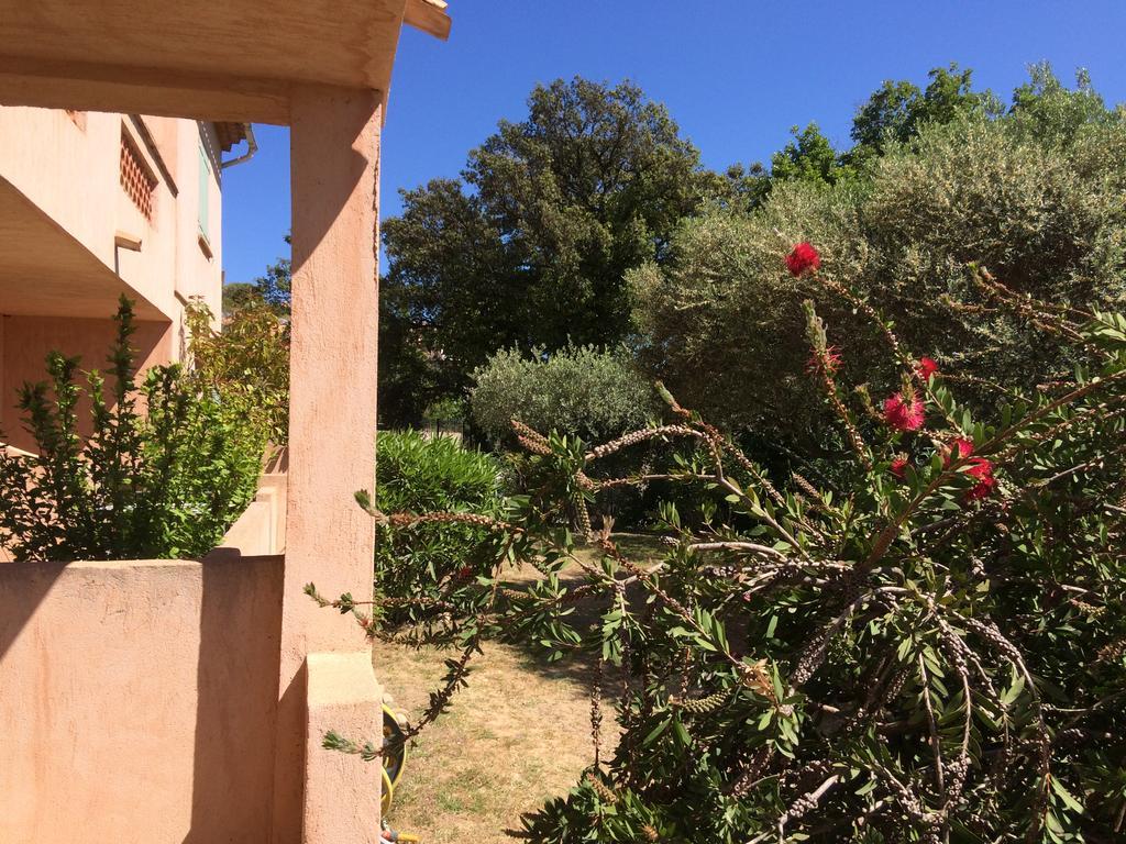 Appartamento Les Oliviers Grimaud Esterno foto